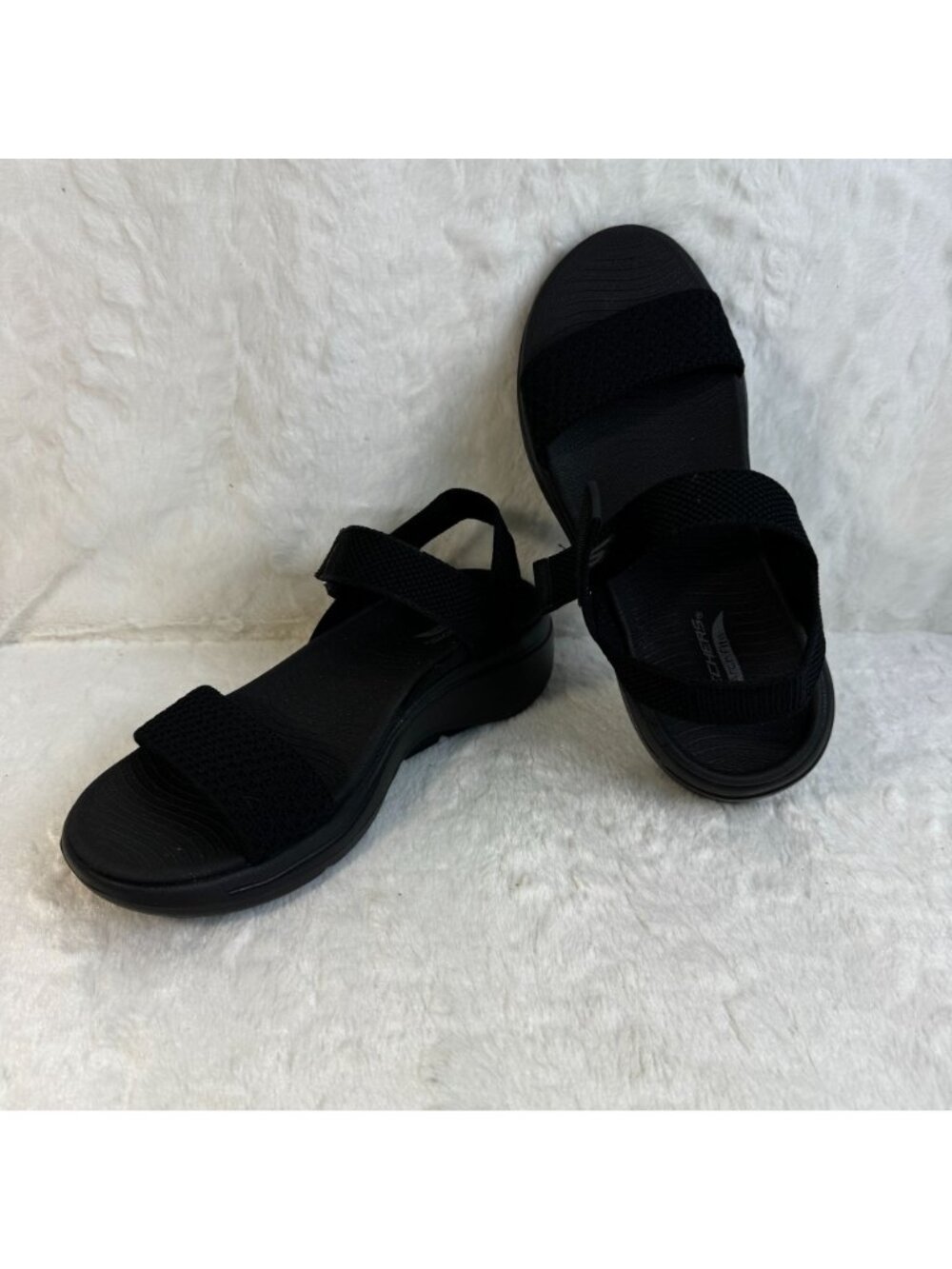 Skechers Women's GO WALK Arch Fit 2.0 - Annie Athletic Sandal Adjustable Straps - Picture 9 of 9